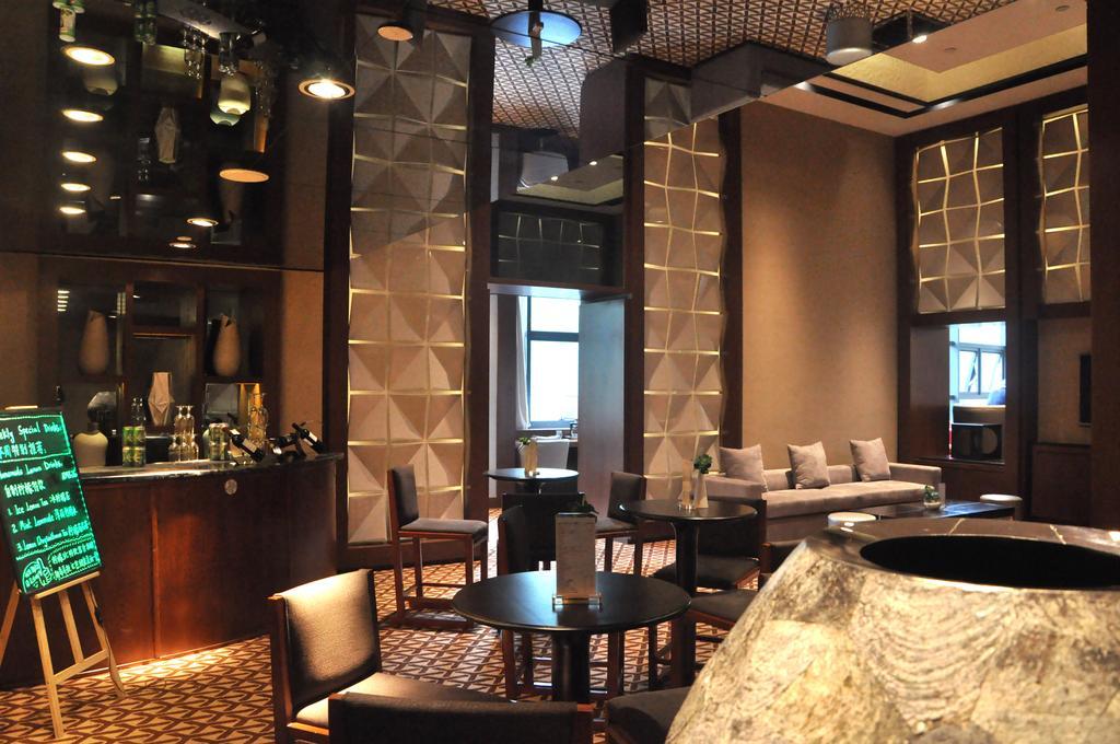 M Hotel Чэнду Экстерьер фото